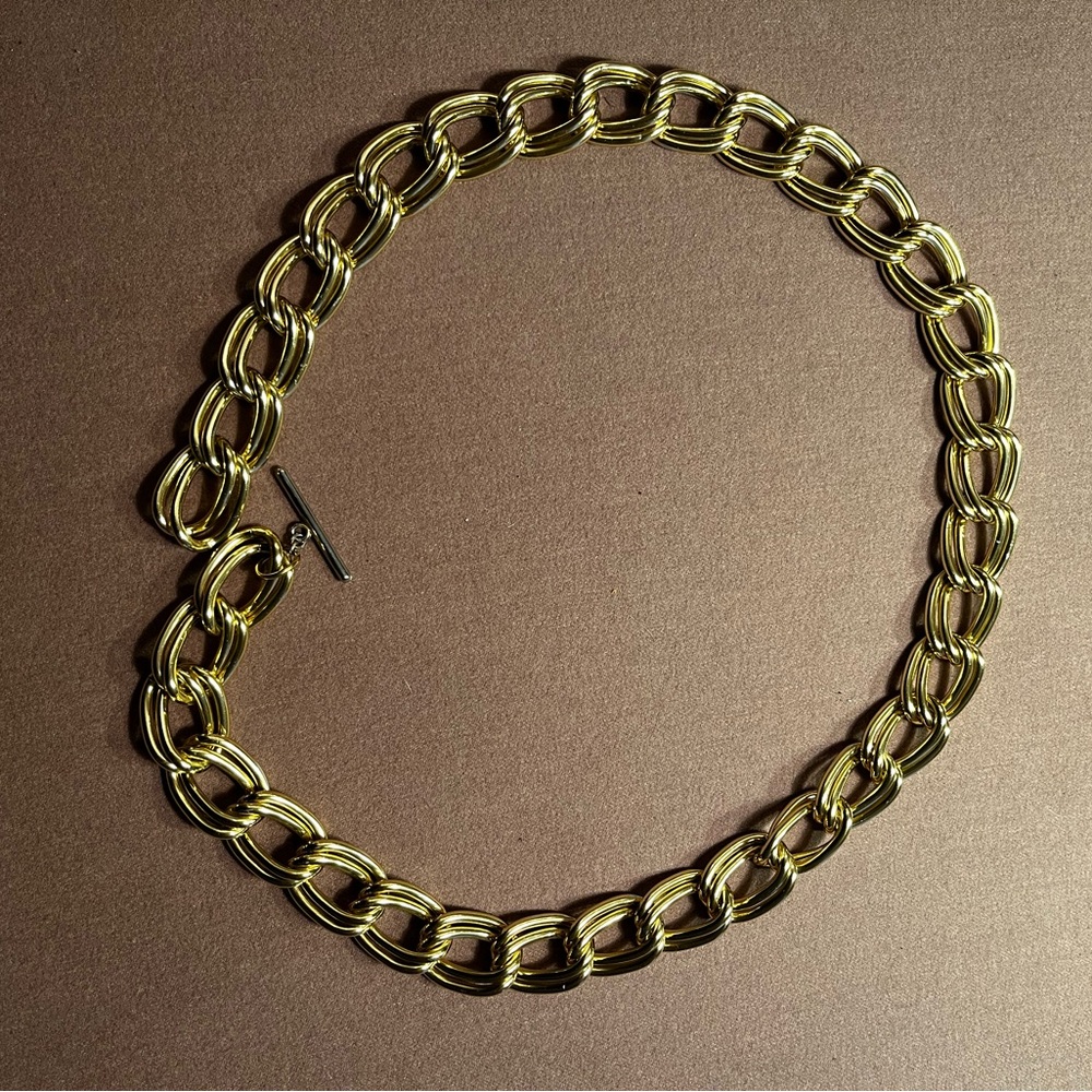 Elegant Gold Chain Belt